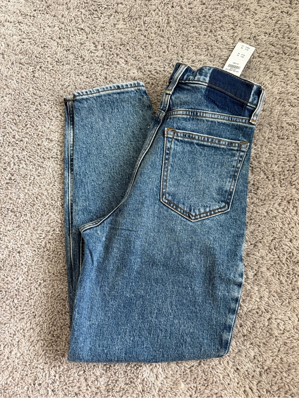 Abercrombie & Fitch The 80’s Mom Jean Ultra High Rise‎ Denim - Picture 3 of 7